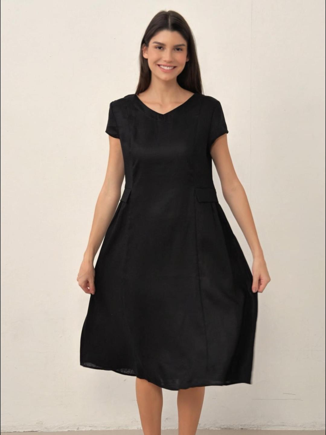 Damen Midi-Leinenkleid mit V-Ausschnitt und kurzen Ärmeln-Midi Dress-Alpenkind