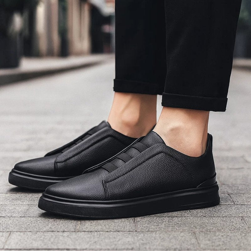 Herren-Slip-On-Sneaker mit Kontrastriemen-Detail-Footwear for men-Alpenkind