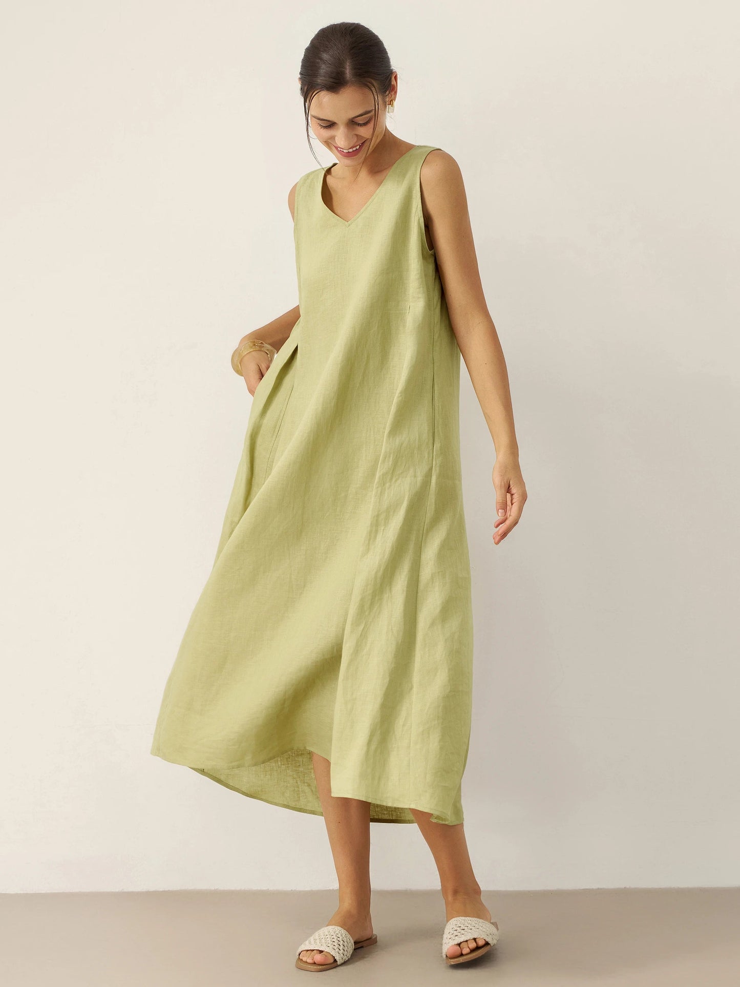 Ärmelloses Leinen-Midikleid mit V-Ausschnitt für Damen-Midi Dress-Alpenkind