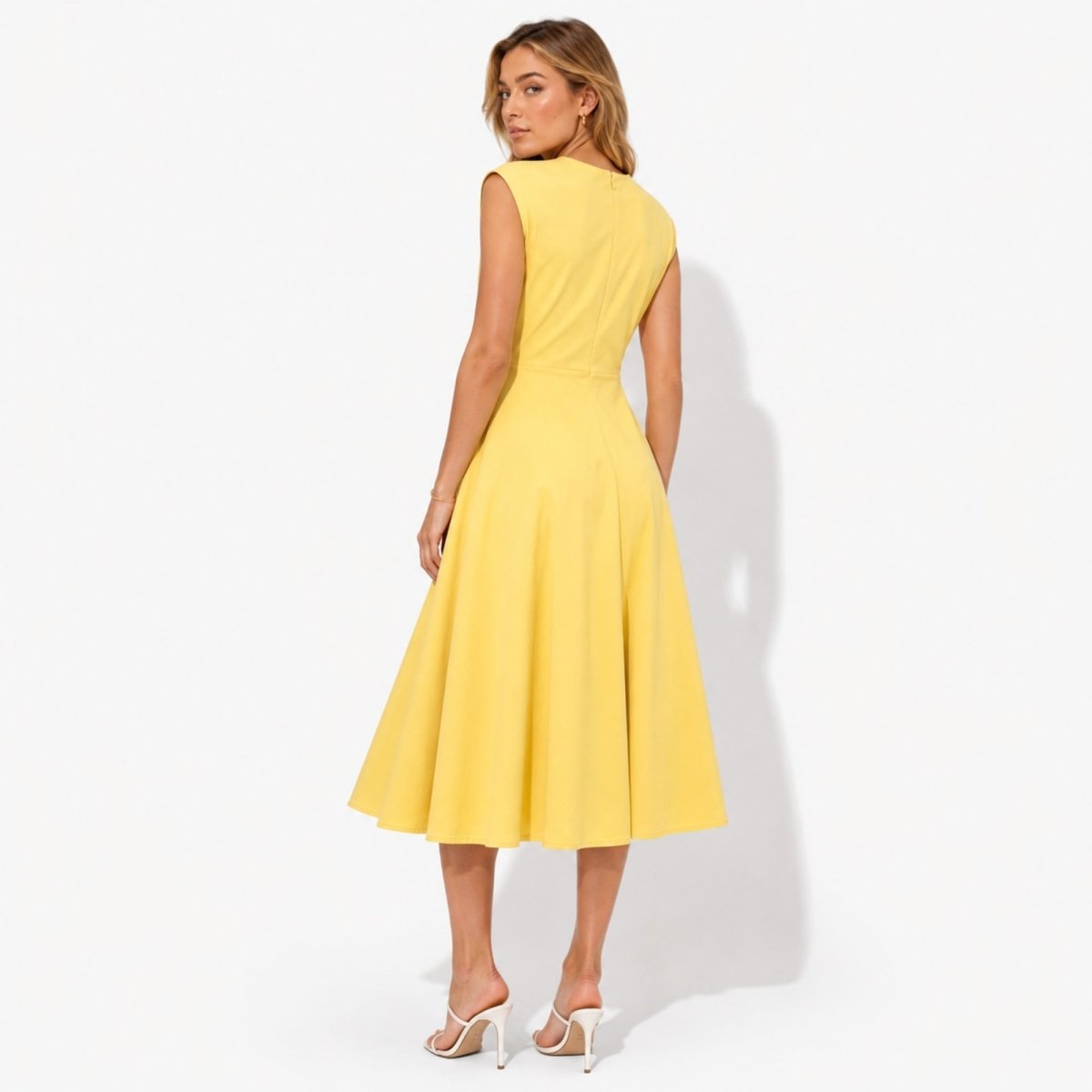 Ärmelloses Midi-Kleid für Damen mit seitlichem Knoten-Midi Dress-Alpenkind