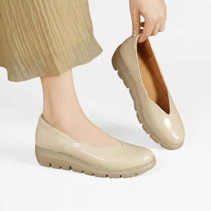 Damen-Ballerinas mit Keilsohle und V-Ausschnitt-Footwear for women-Alpenkind