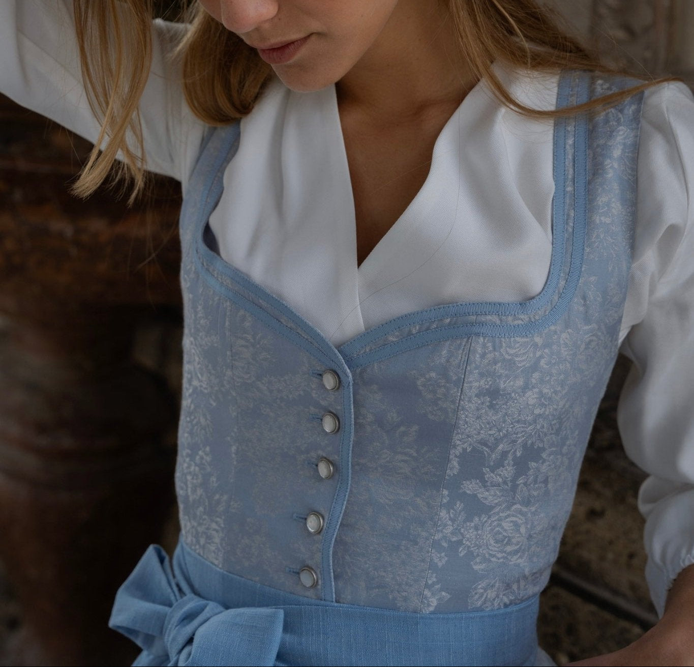 Damen Dirndl Set mit Schürze und Blumenmuster-Dirndl for Women-Alpenkind