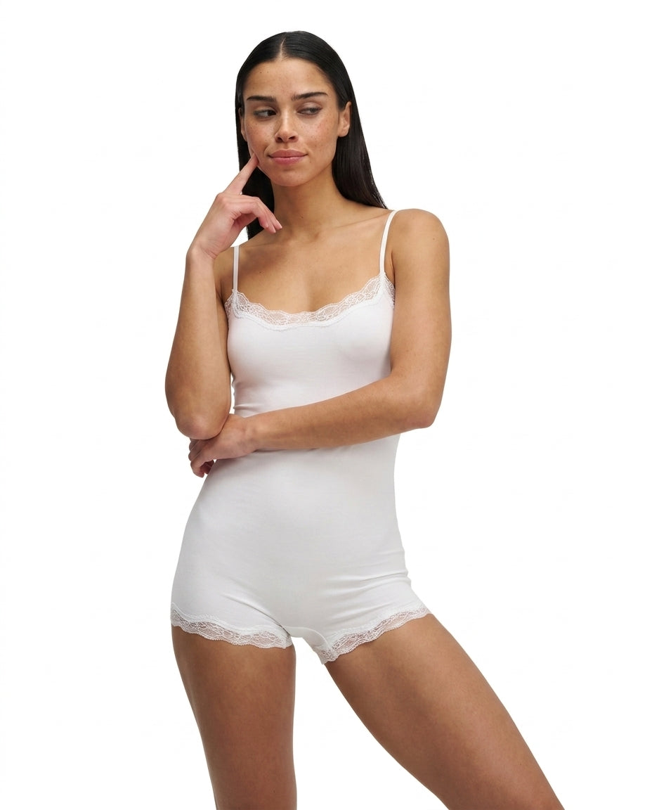Damen-Einteiler mit verstellbaren Trägern und Spitzenbesatz-Jumpsuits for women-Alpenkind