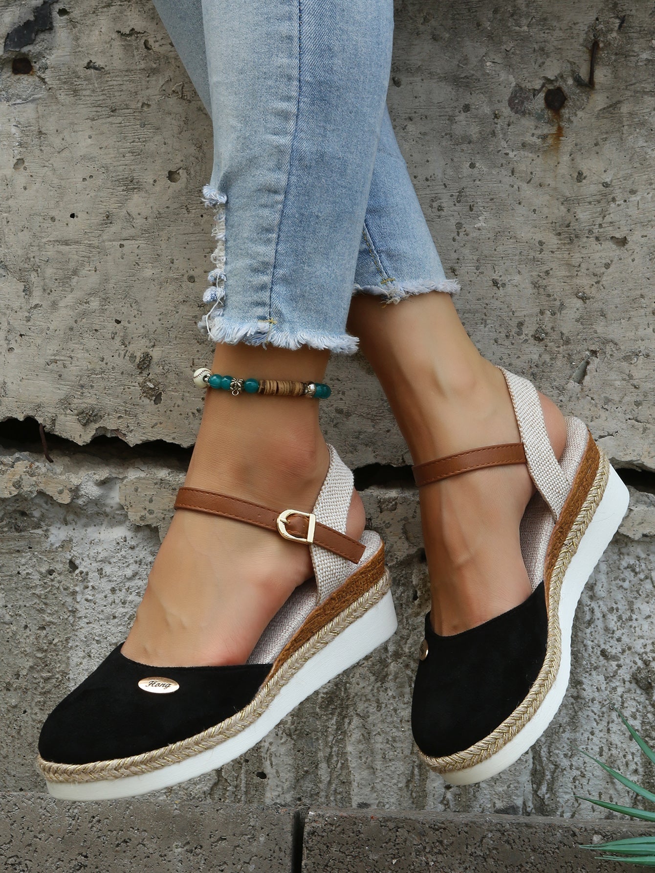 Damen-Espadrilles mit Keilabsatz und Knöchelriemen-Footwear for women-Alpenkind