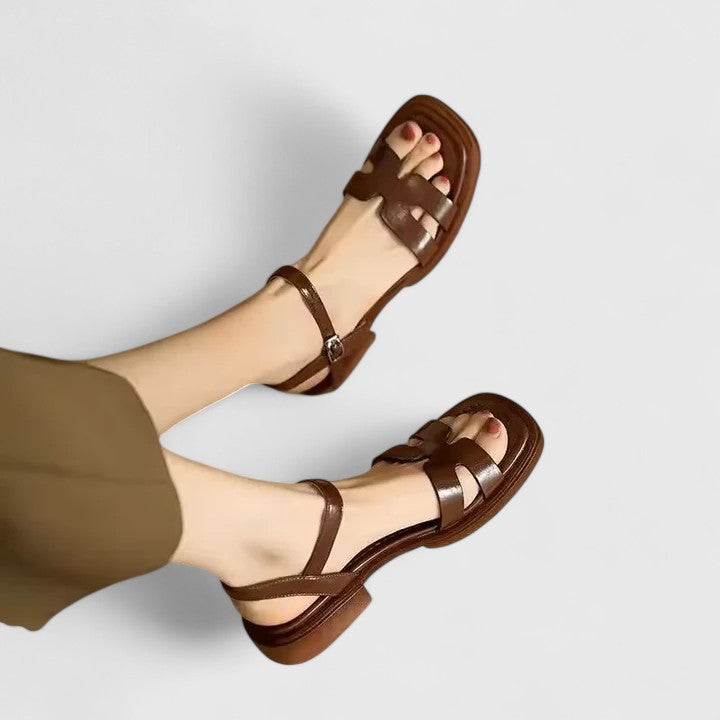 Damen-Flachsandalen mit H-Ausschnitt und Knöchelriemen-Footwear for women-Alpenkind