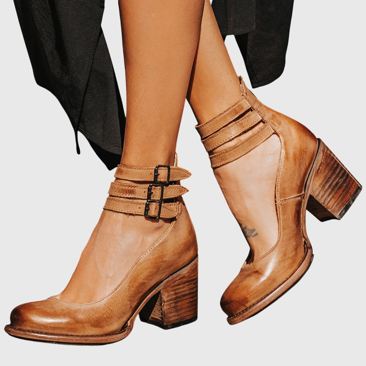 Damen Geschlossene Ankle-Boots mit Seitlichen Ausschnitten, Drei Schnallenriemen und Blockabsatz-Footwear for women-Alpenkind