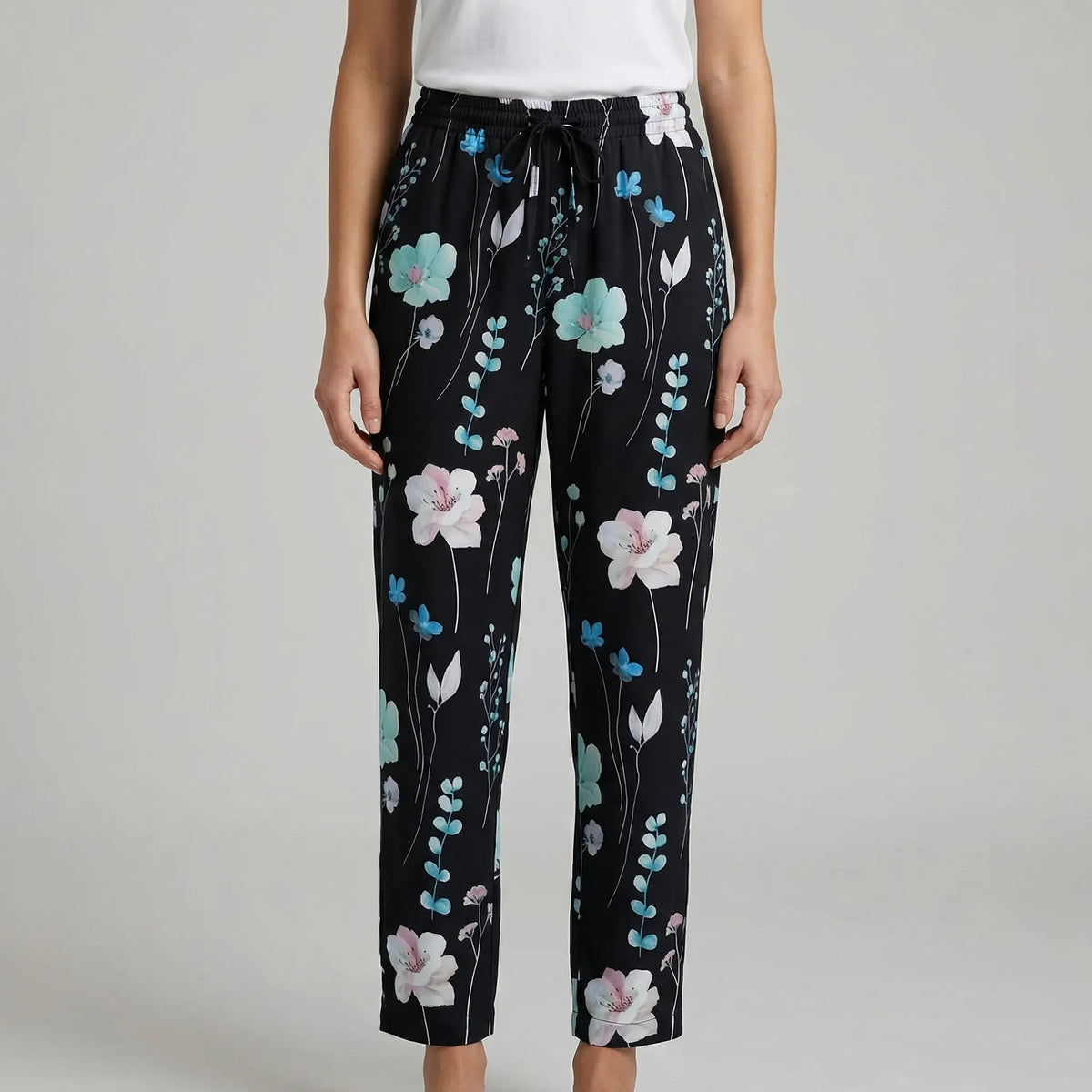 Damen-Hose mit geradem Bein aus Patchwork-Denim-Pants for Women-Alpenkind