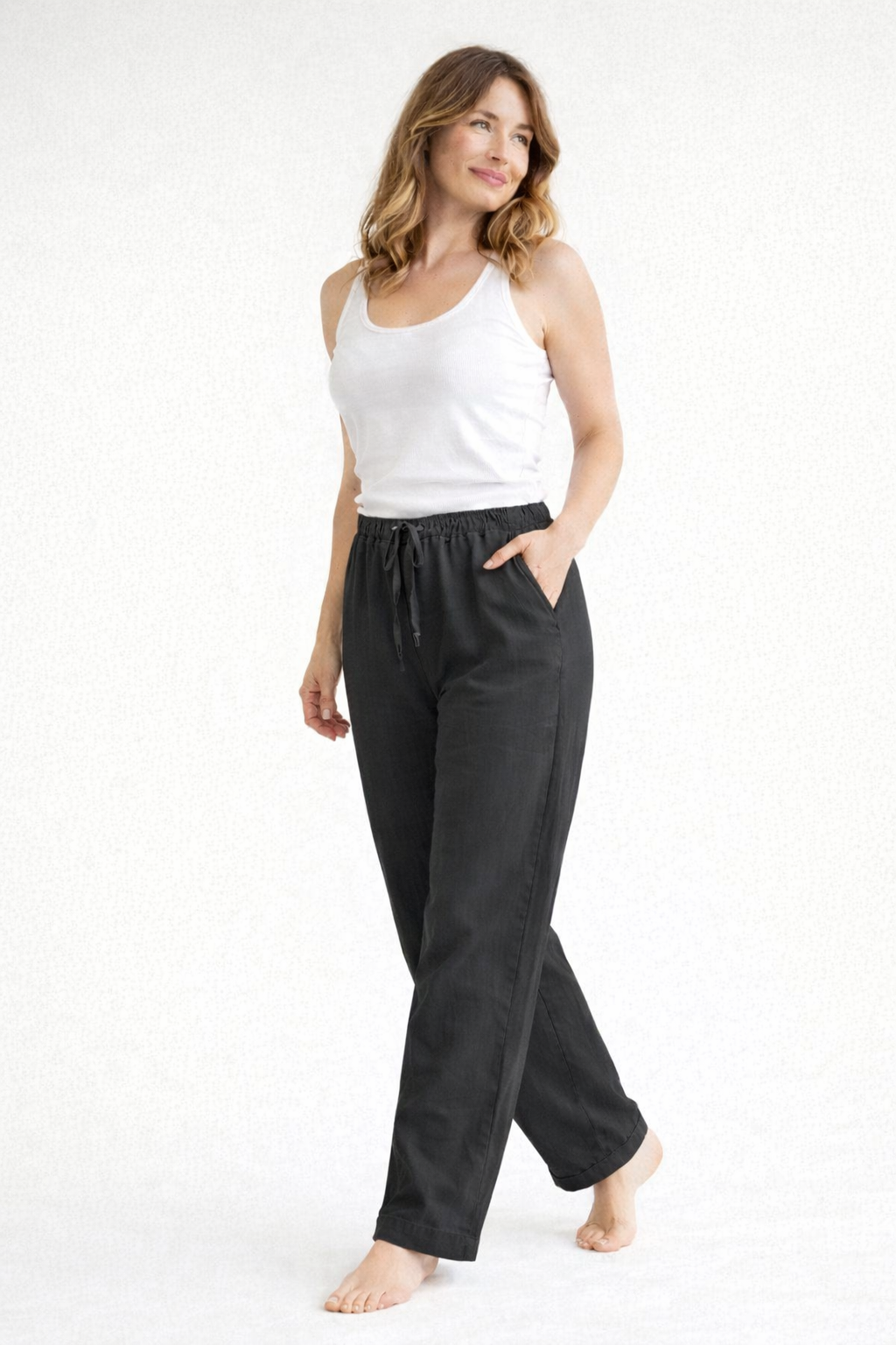 Damen Hose mit geradem Bein, elastischem Bund und Kordelzug-Women Pants-Alpenkind