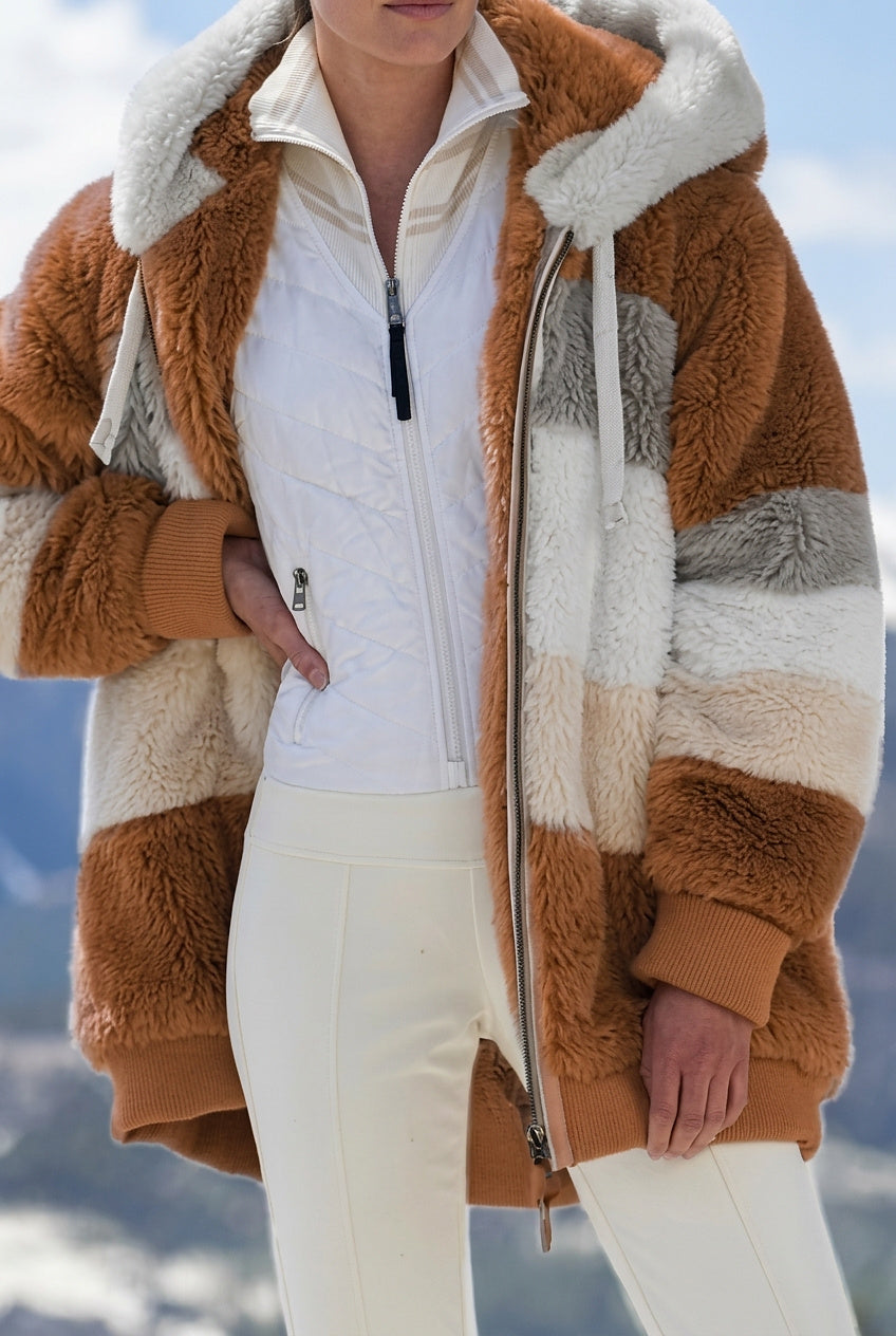 Damen-Jacke mit Kapuze aus Kunstfell im Colorblock-Design-Jacket for women-Alpenkind