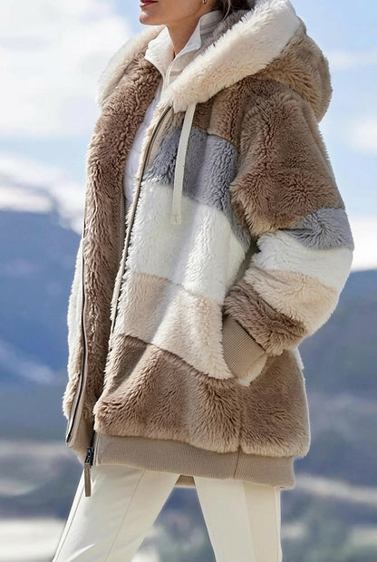 Damen-Jacke mit Kapuze aus Kunstfell im Colorblock-Design-Jacket for women-Alpenkind
