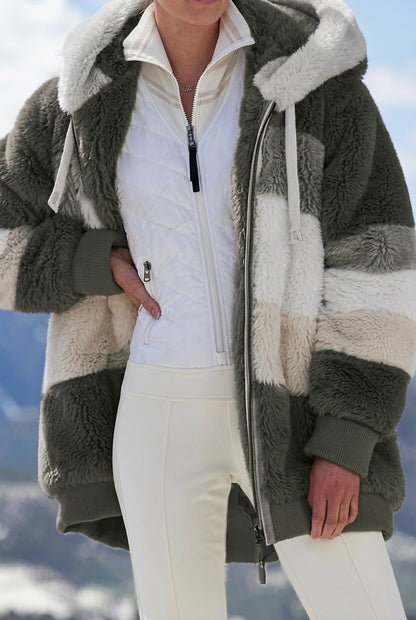 Damen-Jacke mit Kapuze aus Kunstfell im Colorblock-Design-Jacket for women-Alpenkind