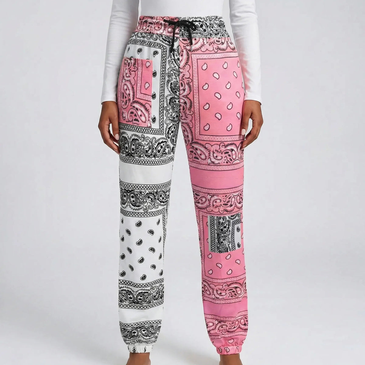 Damen-Jogginghose mit Paisley-Muster-Pants for Women-Alpenkind