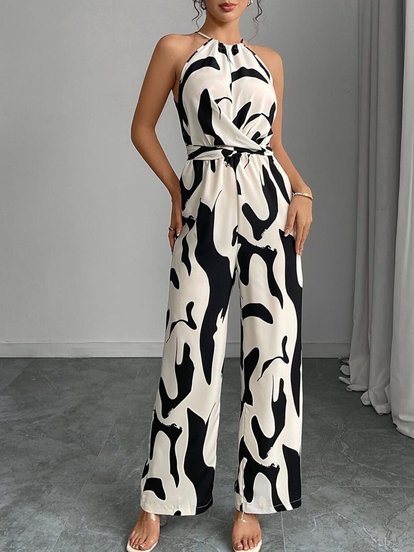 Damen-Jumpsuit mit abstraktem Print, Neckholder und weitem Bein-Jumpsuits for women-Alpenkind