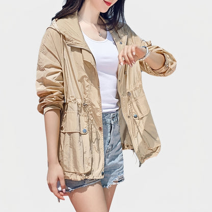Damen-Kapuzenjacke aus halbtransparentem Stoff mit Reißverschluss-Jacket for women-Alpenkind