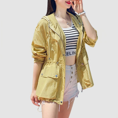 Damen-Kapuzenjacke aus halbtransparentem Stoff mit Reißverschluss-Jacket for women-Alpenkind