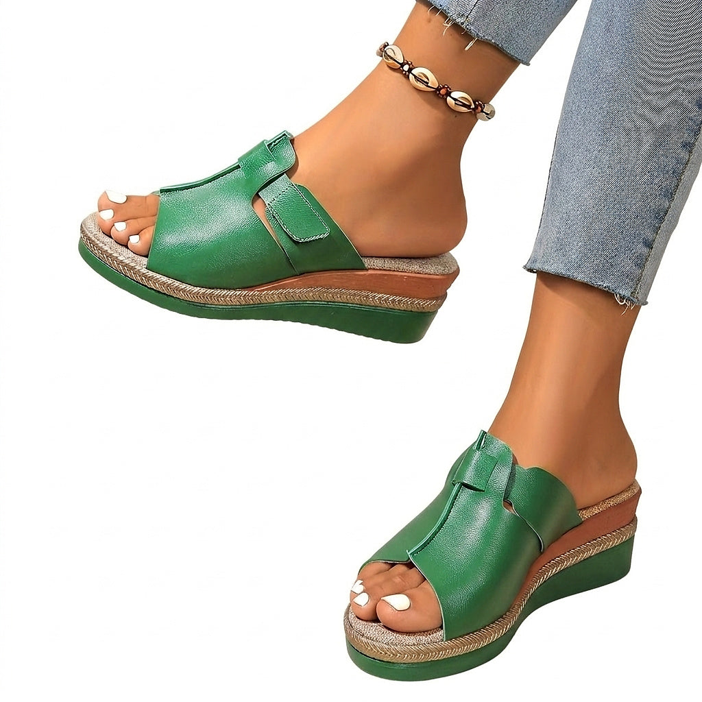 Damen-Keilsandalen mit Klettverschluss-Footwear for women-Alpenkind