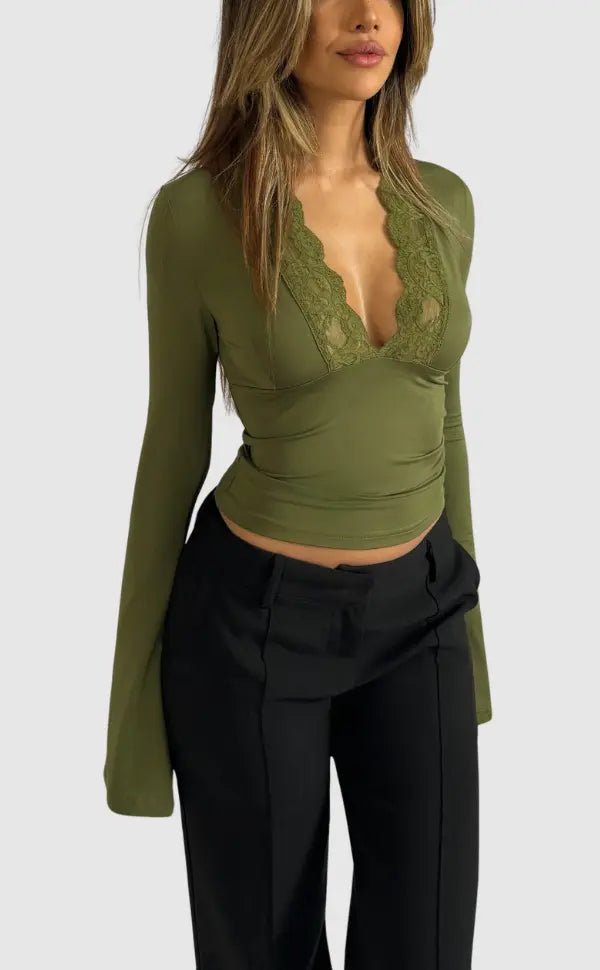 Damen Langarmtop mit V-Ausschnitt, Spitzeneinsatz und ausgestellten Ärmelenden-Tops for women-Alpenkind