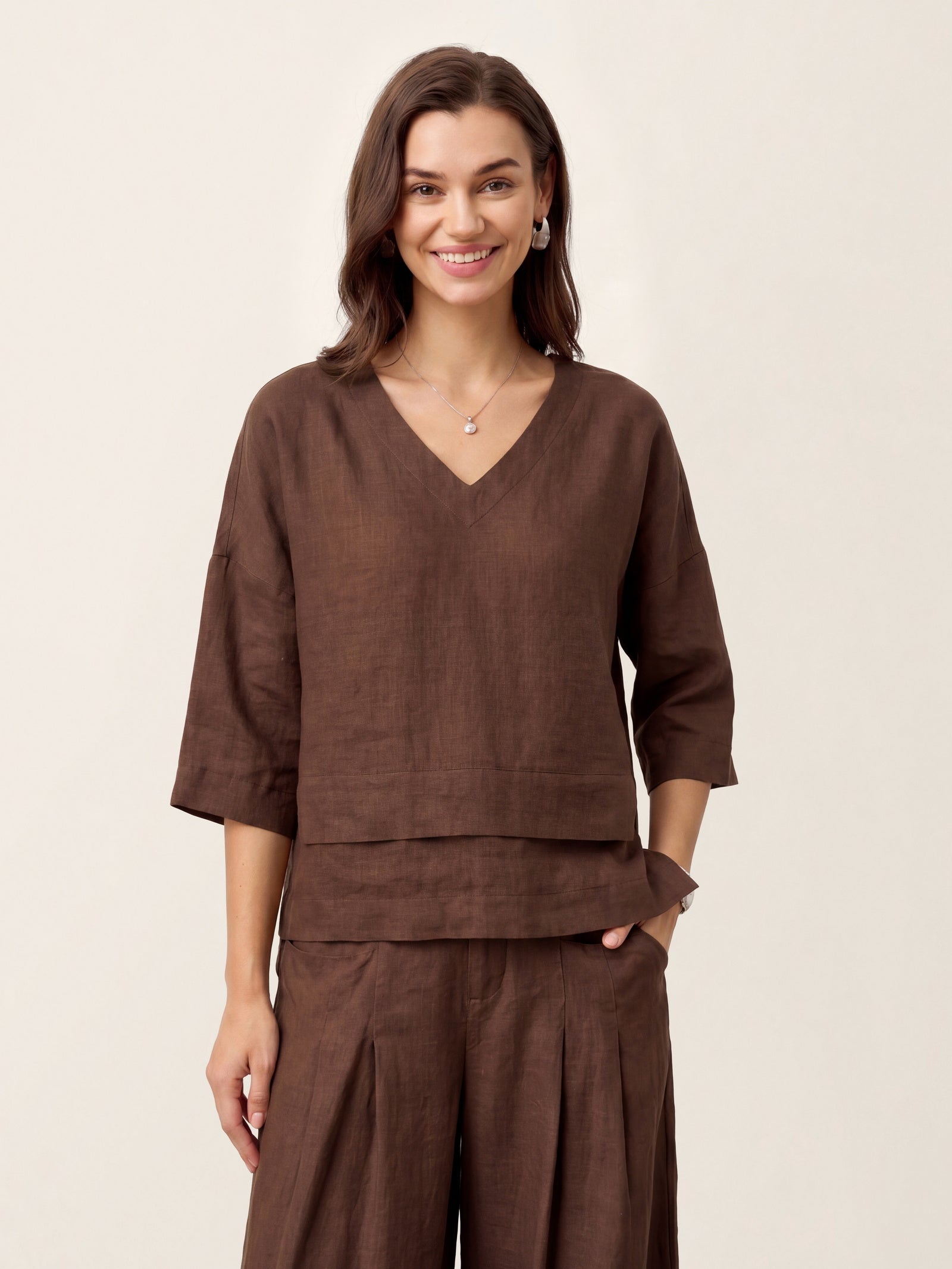 Damen-Leinentop mit V-Ausschnitt und Lagen-Saum-Tops for women-Alpenkind