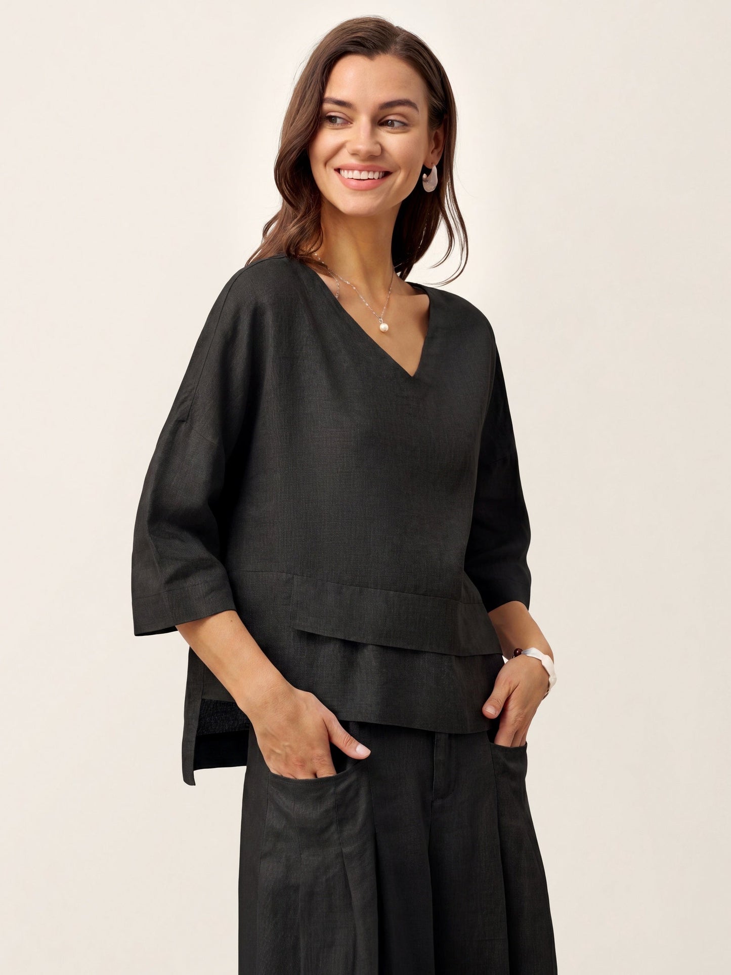 Damen-Leinentop mit V-Ausschnitt und Lagen-Saum-Tops for women-Alpenkind