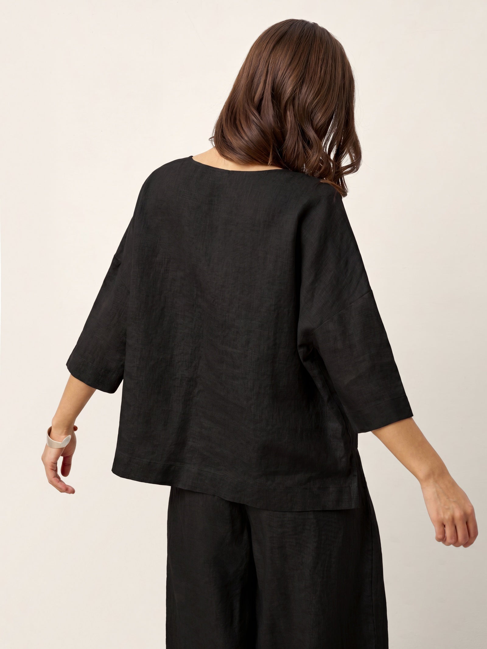Damen-Leinentop mit V-Ausschnitt und Lagen-Saum-Tops for women-Alpenkind