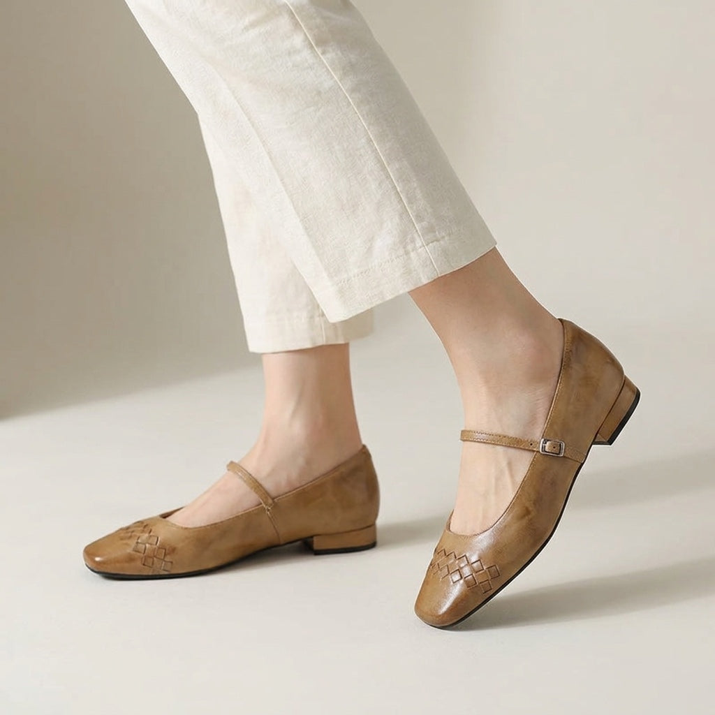 Damen Mary Jane Ballerinas mit geflochtener Struktur und eckiger Zehenpartie-Footwear for women-Alpenkind