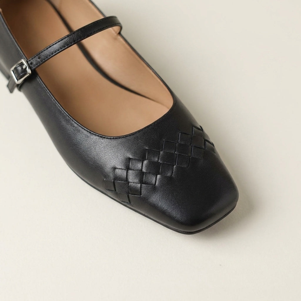 Damen Mary Jane Ballerinas mit geflochtener Struktur und eckiger Zehenpartie-Footwear for women-Alpenkind