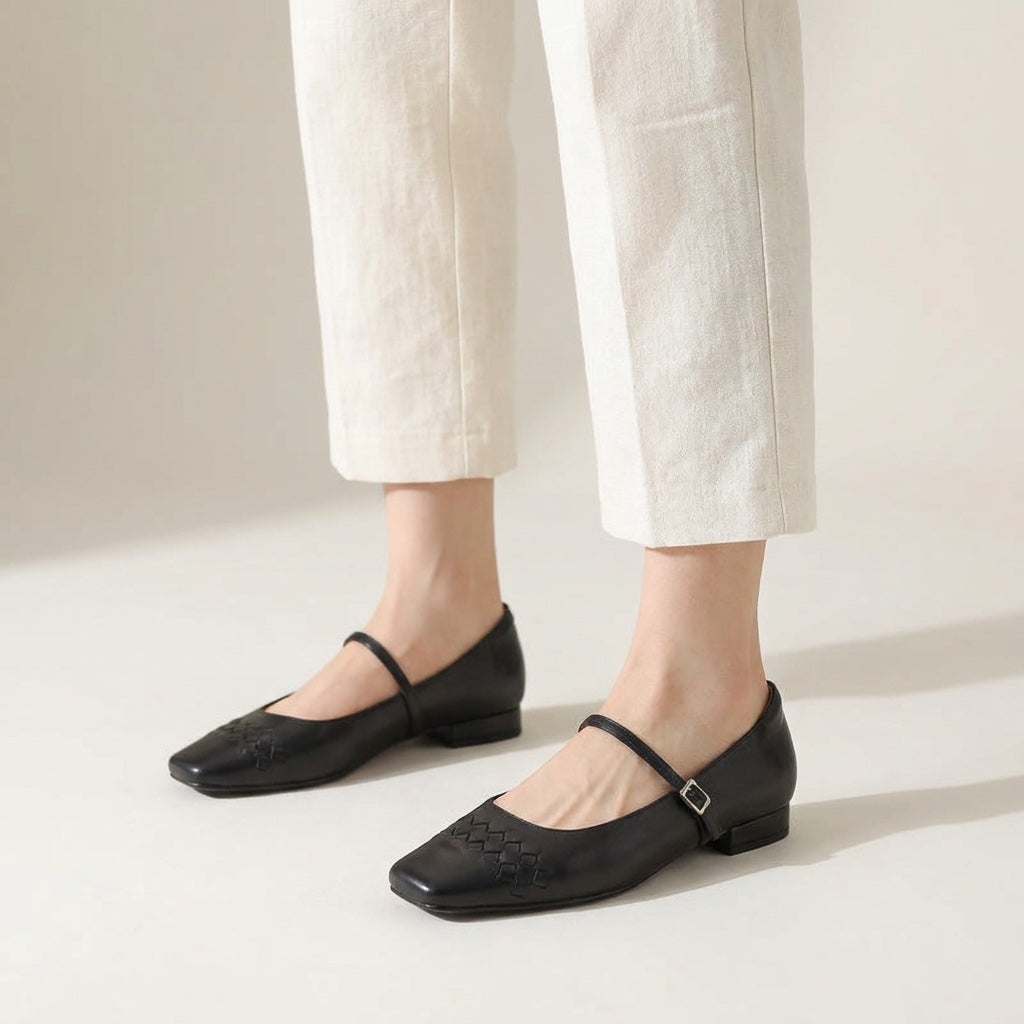 Damen Mary Jane Ballerinas mit geflochtener Struktur und eckiger Zehenpartie-Footwear for women-Alpenkind