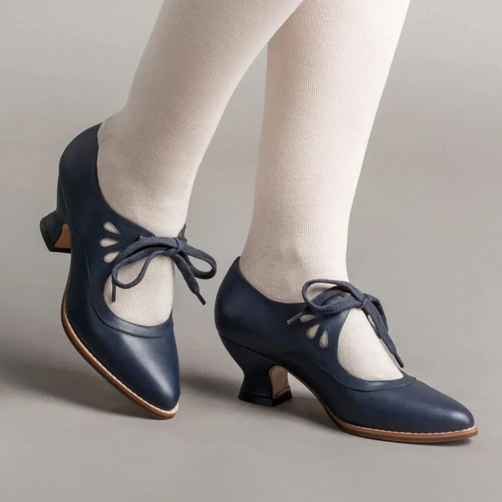 Damen Mary-Jane Pumps mit Schnürung und Cutout-Oberteil mit niedrigem Absatz-Footwear for women-Alpenkind