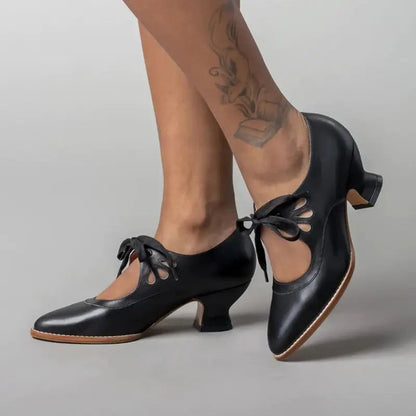 Damen Mary-Jane Pumps mit Schnürung und Cutout-Oberteil mit niedrigem Absatz-Footwear for women-Alpenkind