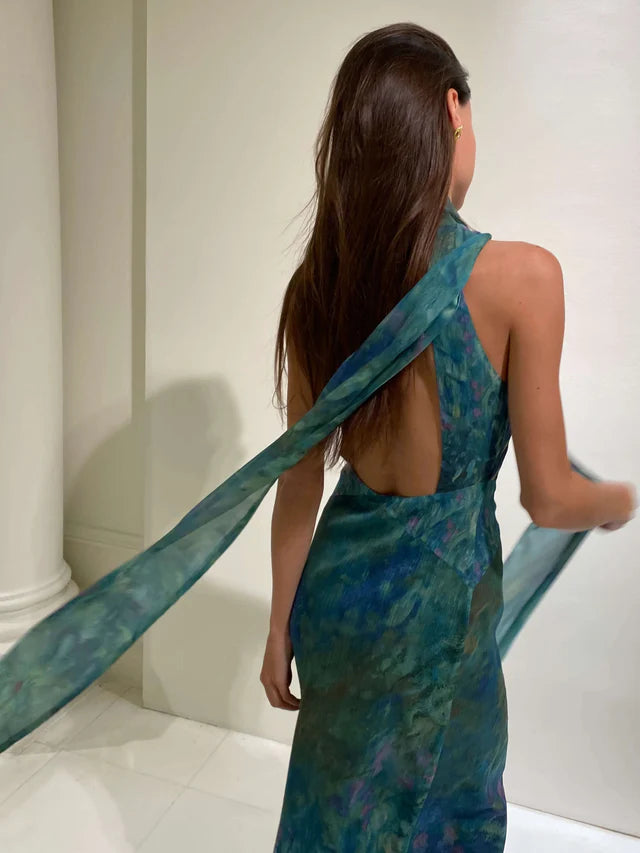 Damen Maxikleid mit Halterneck, Rückenausschnitt und Druckmuster-Maxi Dress-Alpenkind