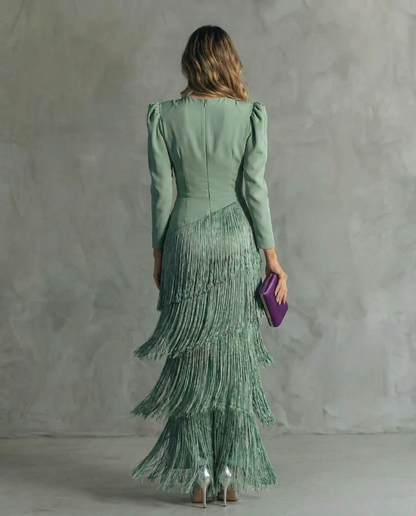 Damen-Maxikleid mit V-Ausschnitt und Fransenstufen-Maxi Dress-Alpenkind