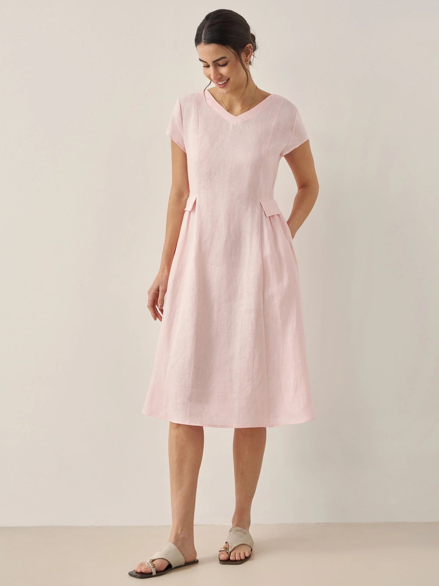 Damen Midi-Leinenkleid mit V-Ausschnitt und kurzen Ärmeln-Midi Dress-Alpenkind