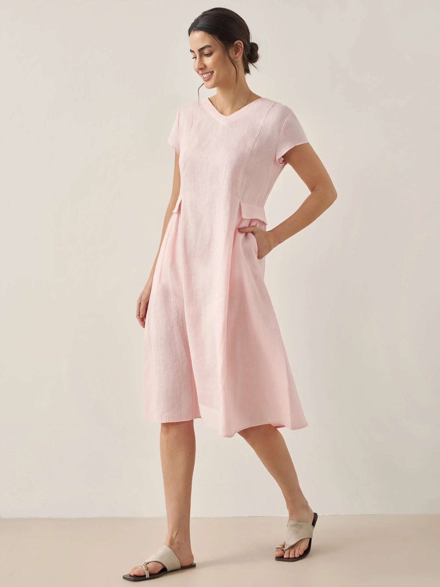 Damen Midi-Leinenkleid mit V-Ausschnitt und kurzen Ärmeln-Midi Dress-Alpenkind