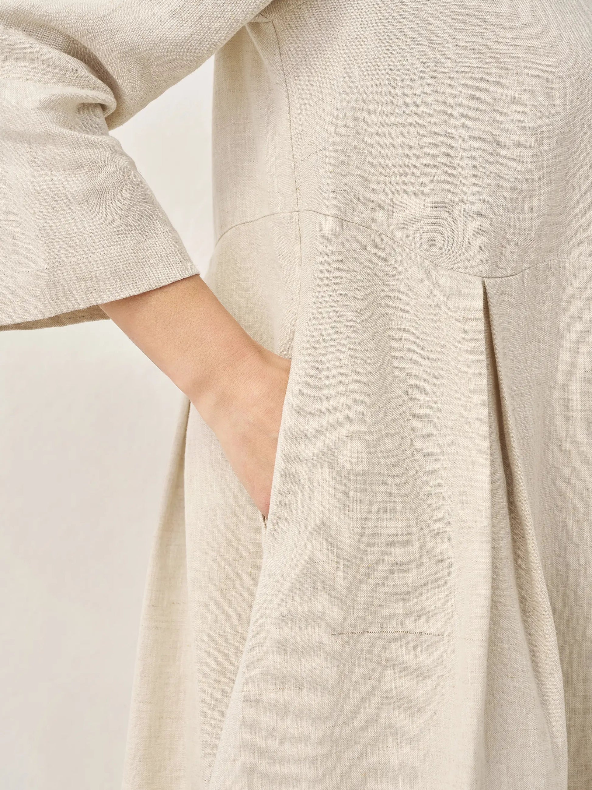 Damen-Midikleid aus Leinen mit U-Boot-Ausschnitt und Falten-Midi Dress-Alpenkind