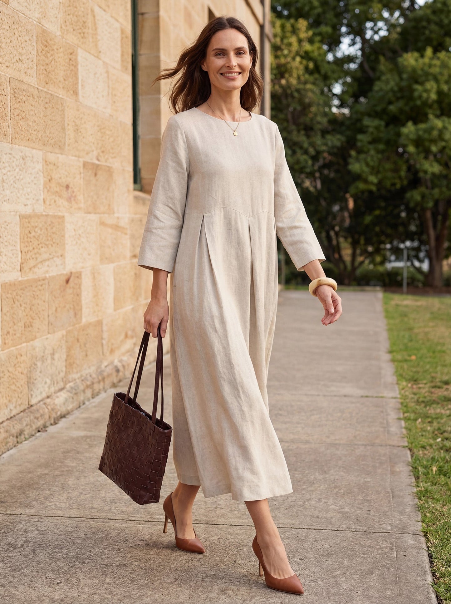 Damen-Midikleid aus Leinen mit U-Boot-Ausschnitt und Falten-Midi Dress-Alpenkind