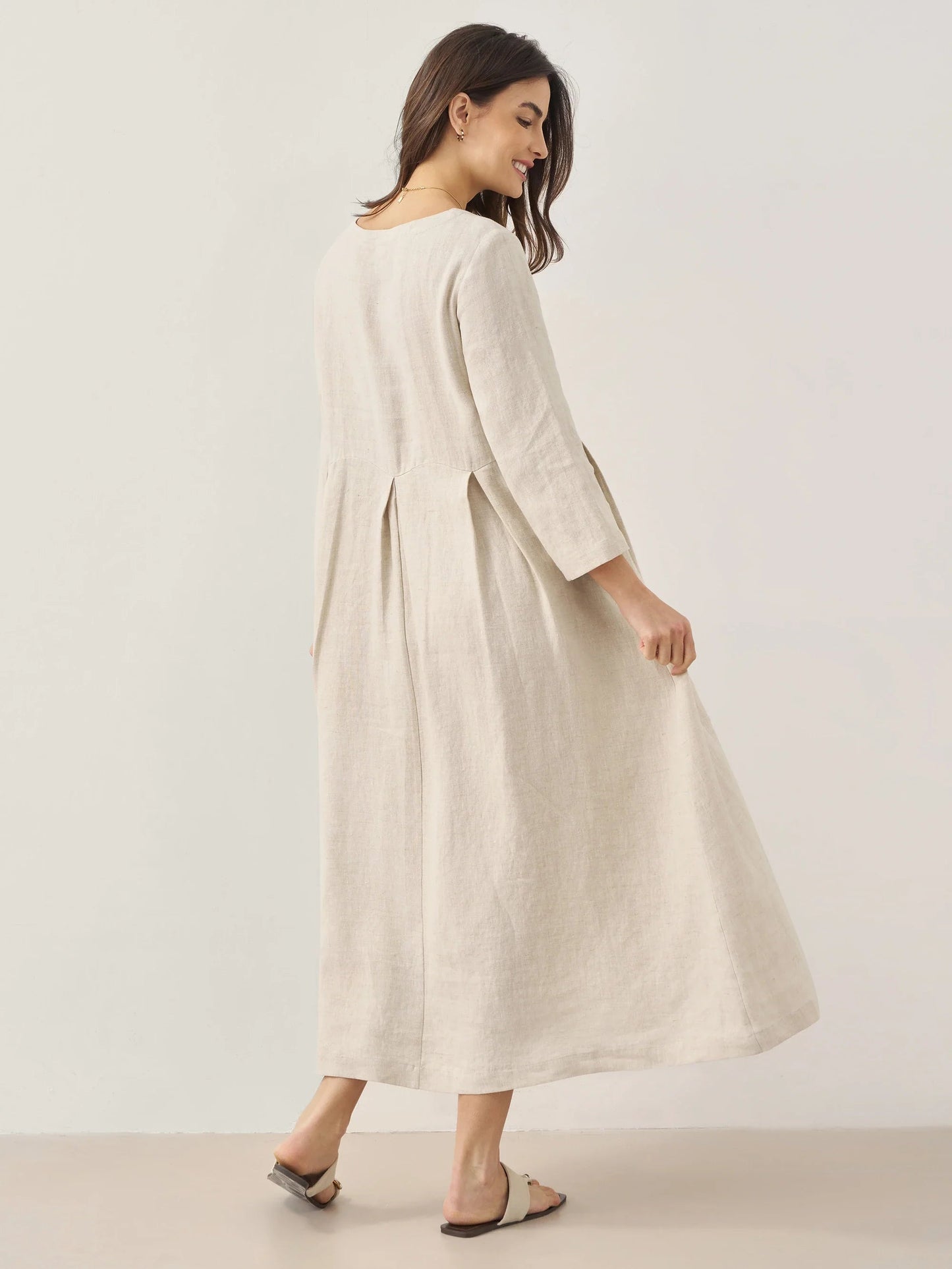 Damen-Midikleid aus Leinen mit U-Boot-Ausschnitt und Falten-Midi Dress-Alpenkind
