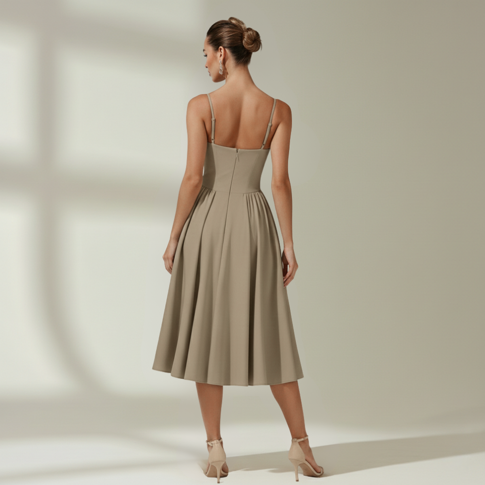 Damen Midikleid mit Blumenmuster und schmalen Trägern-Midi Dress-Alpenkind