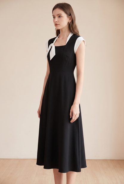 Damen-Midikleid mit eckigem Ausschnitt und Kontrastschleife-Midi Dress-Alpenkind