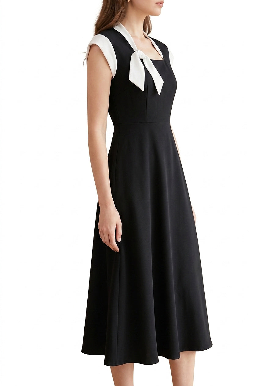 Damen-Midikleid mit eckigem Ausschnitt und Kontrastschleife-Midi Dress-Alpenkind