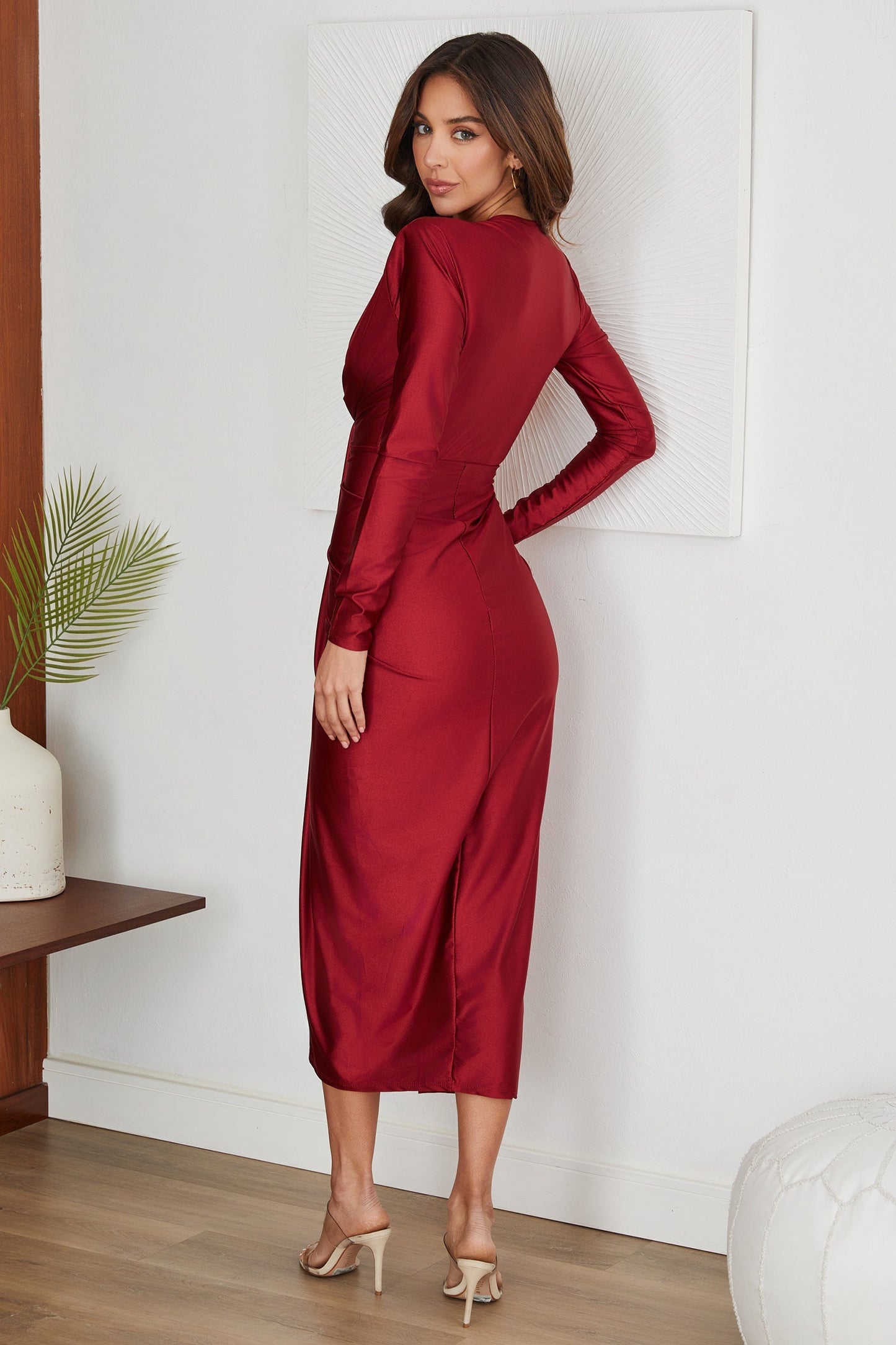 Damen-Midikleid mit langen Ärmeln und Twist-Detail-Midi Dress-Alpenkind