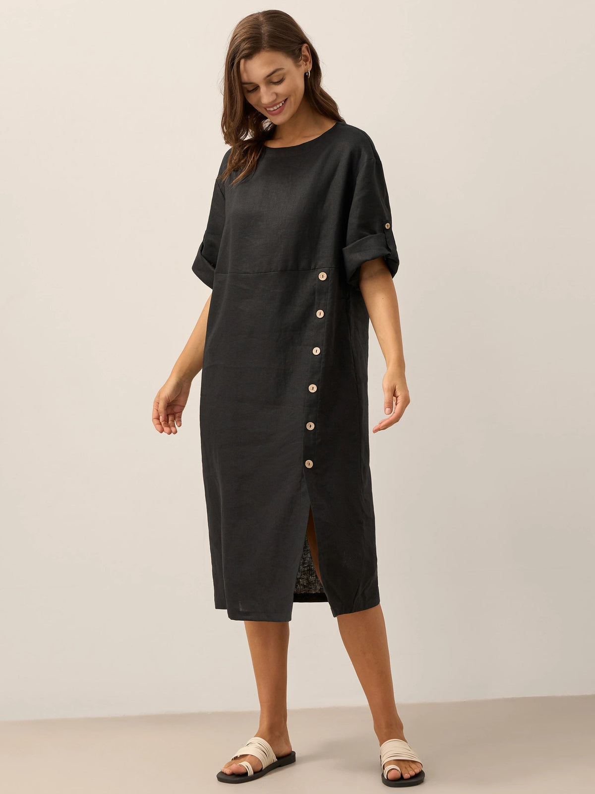 Damen-Midikleid mit Rundhalsausschnitt und seitlicher Knopfleiste-Midi Dress-Alpenkind