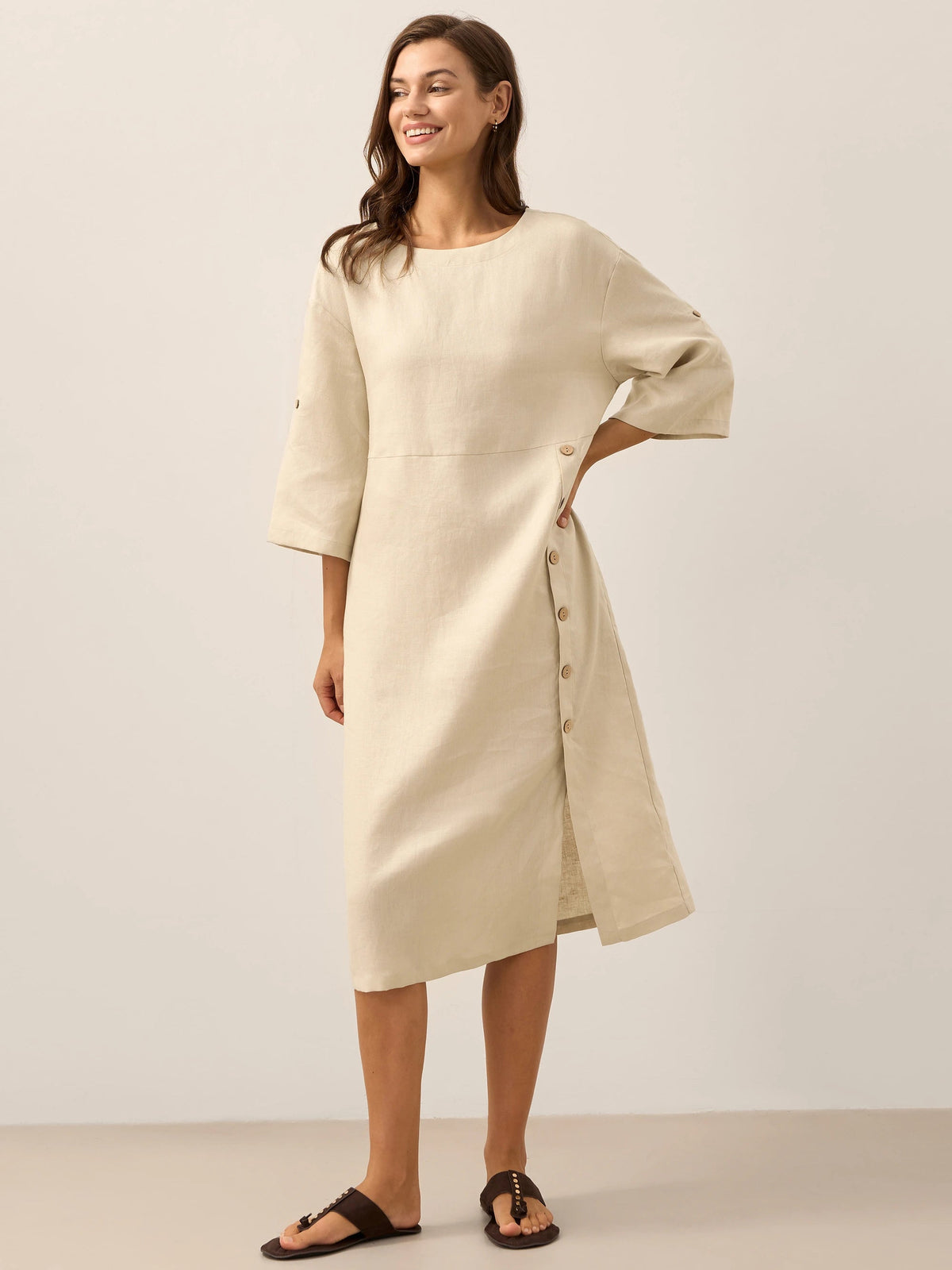 Damen-Midikleid mit Rundhalsausschnitt und seitlicher Knopfleiste-Midi Dress-Alpenkind