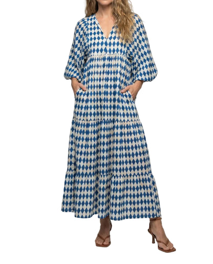 Damen Midikleid mit V-Ausschnitt und gestufter Struktur-Midi Dress-Alpenkind