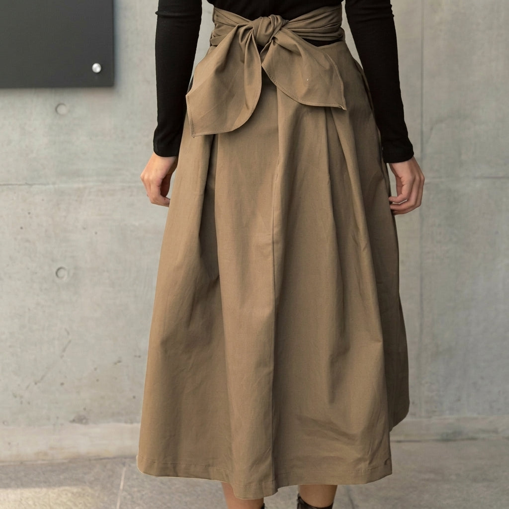 Damen-Midirock mit hohem Bund, Faltenlegung und Bindedetail-Skirt for women-Alpenkind