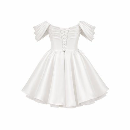 Damen-Minikleid aus Satin mit schulterfreiem Ausschnitt-Mini Dress-Alpenkind