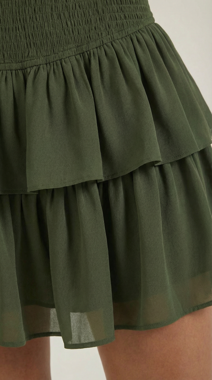 Damen-Minirock mit gesmoktem Taillenbund und gestuftem Saum-Skirt for women-Alpenkind