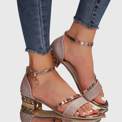 Damen Offene Wedge-Sandalen mit Knöchelriemen und Metallischen Details-Footwear for women-Alpenkind
