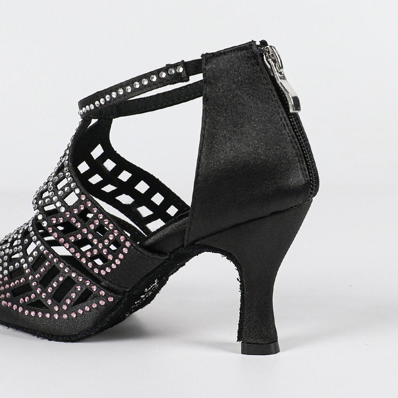 Damen Sandalen mit offener Vorderpartie und strukturiertem Riemendesign-Footwear for women-Alpenkind