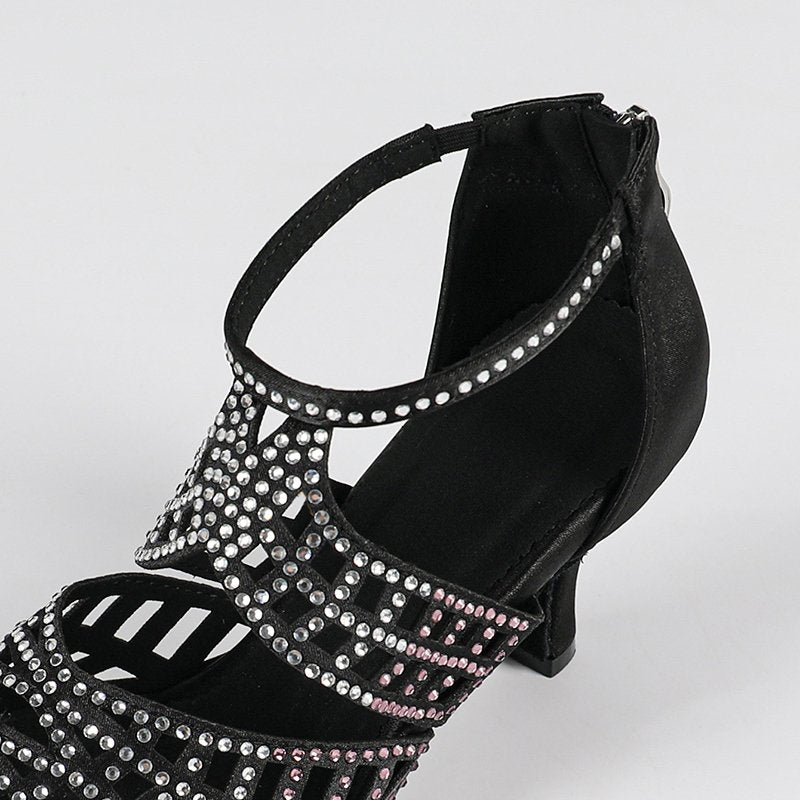Damen Sandalen mit offener Vorderpartie und strukturiertem Riemendesign-Footwear for women-Alpenkind