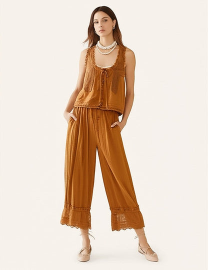 Damen-Set aus Weste mit Spitzenbesatz und Hose mit weitem Bein-Sets for women-Alpenkind